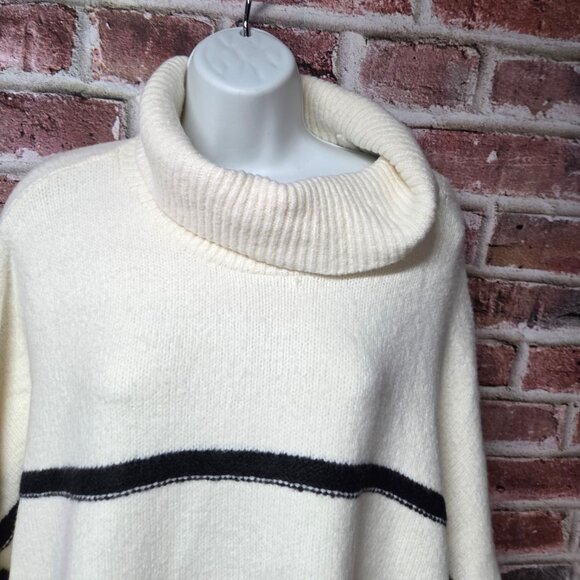 AVA & VIV Turtleneck Knit Sweater | 3X | Black Cream Pullover - Picture 3 of 6